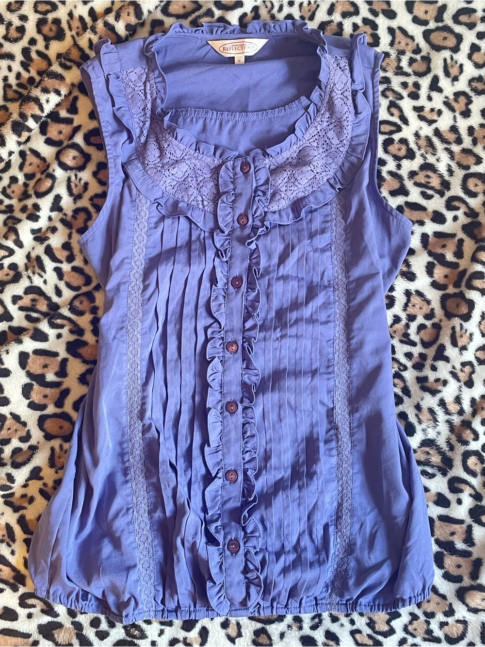 ♡ Northern Reflections Lavender Lace Button-Front Cami